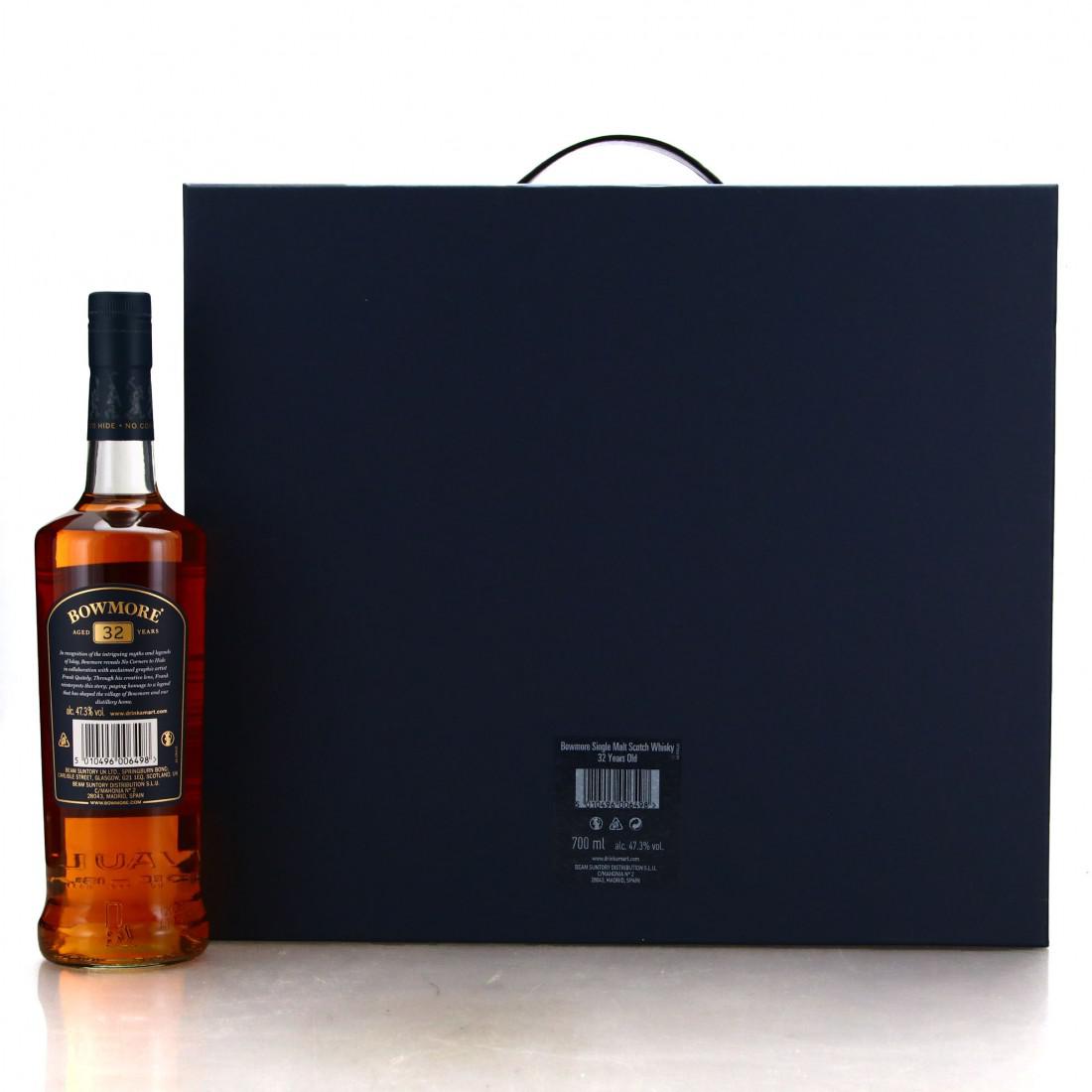 Bowmore 32 Year Old No Corners To Hide / Frank Quitely