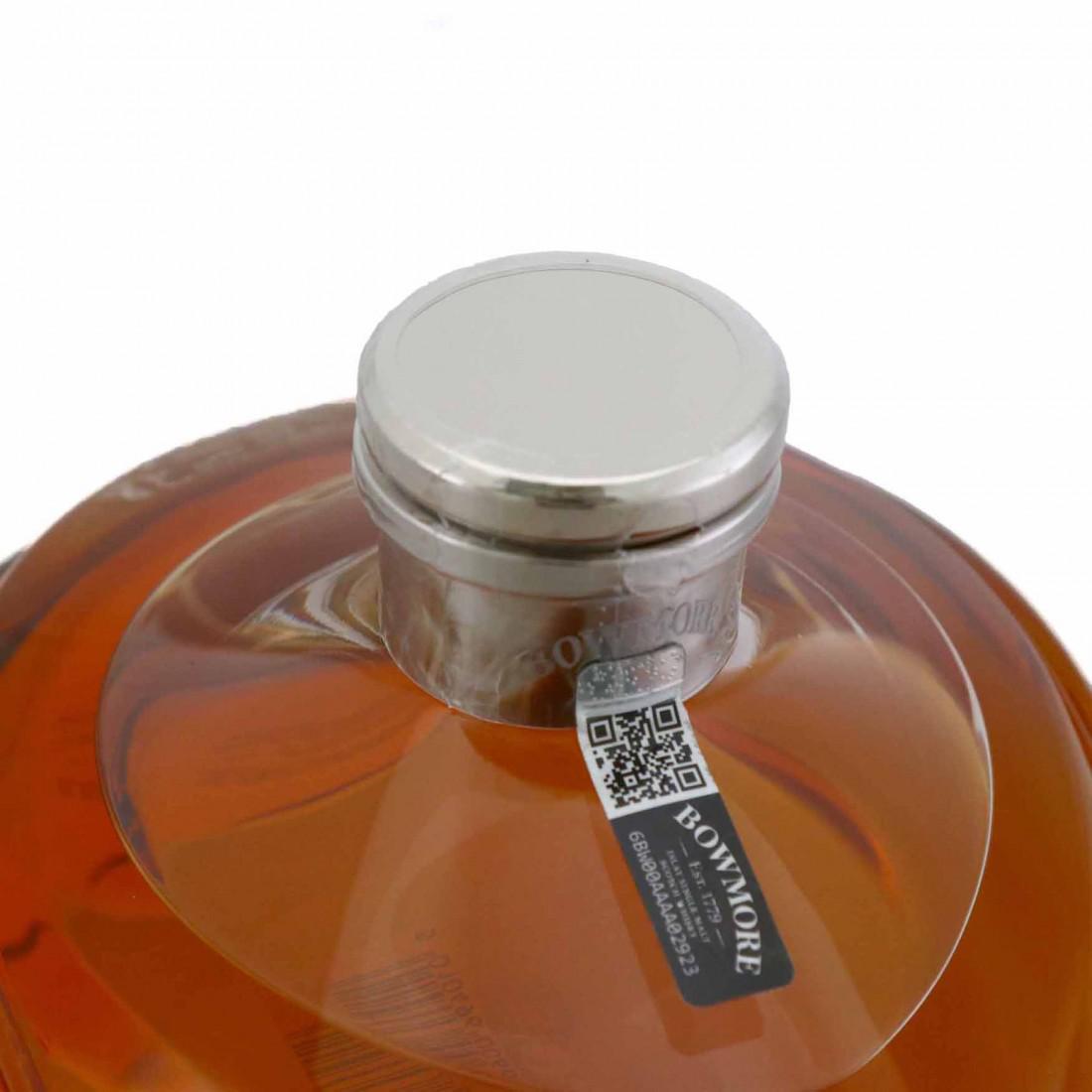 Bowmore Arc 52 Year Old