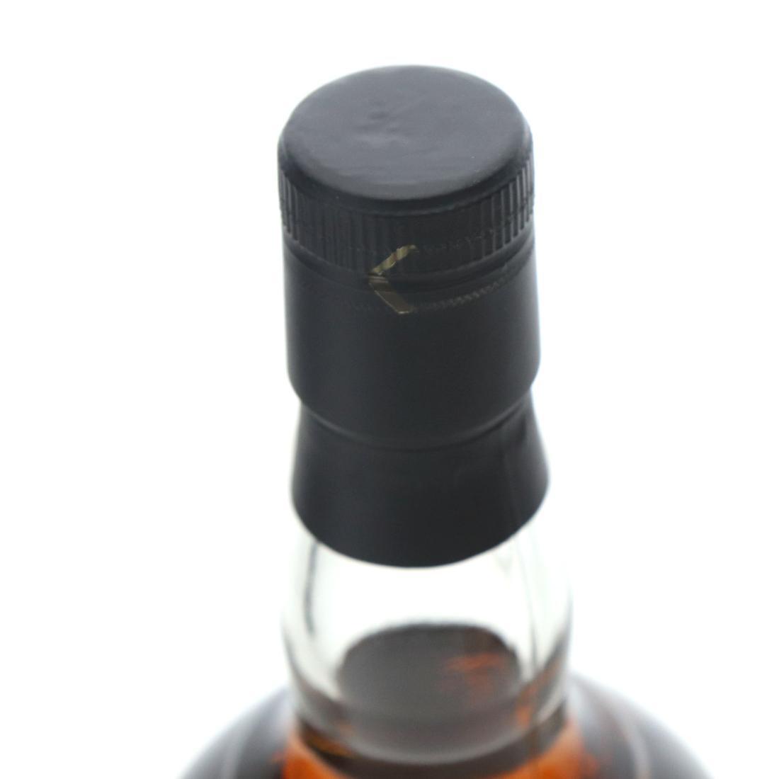 Bowmore 1964 White Bowmore 43 Year Old