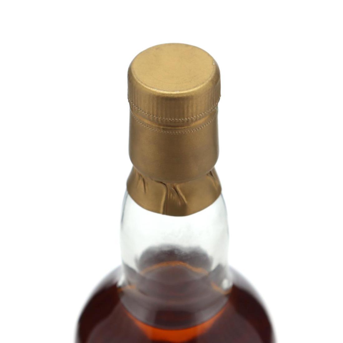 Bowmore 1966 Finest Collection 34 Year Old