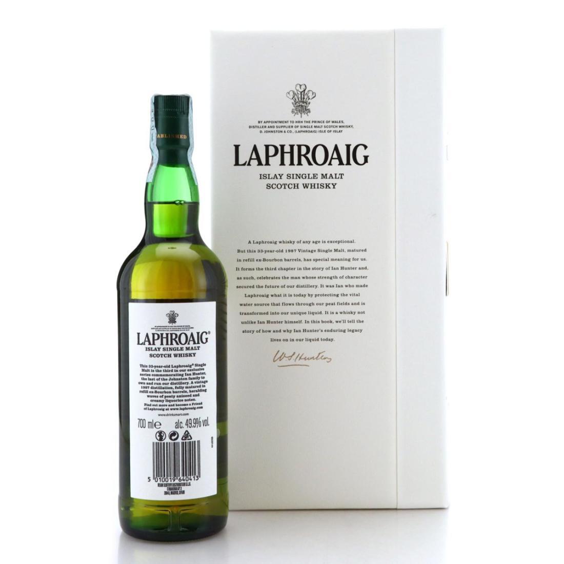 Laphroaig The Ian Hunter Story 33 Year Old - Book 3: Source Protector