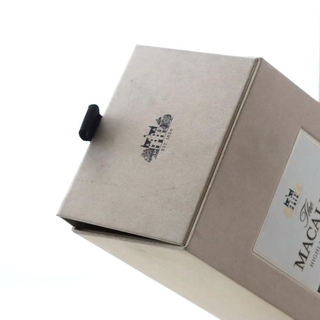 Macallan 1996 Exceptional Single Cask 2017/ESH-13561/07