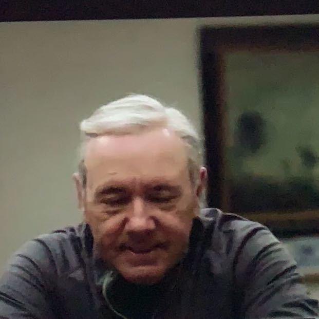 大哥請手下留情