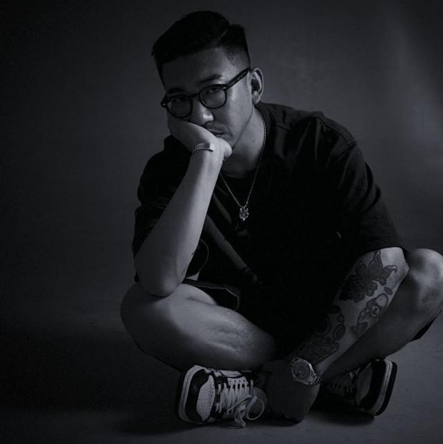 请叫我王大个儿