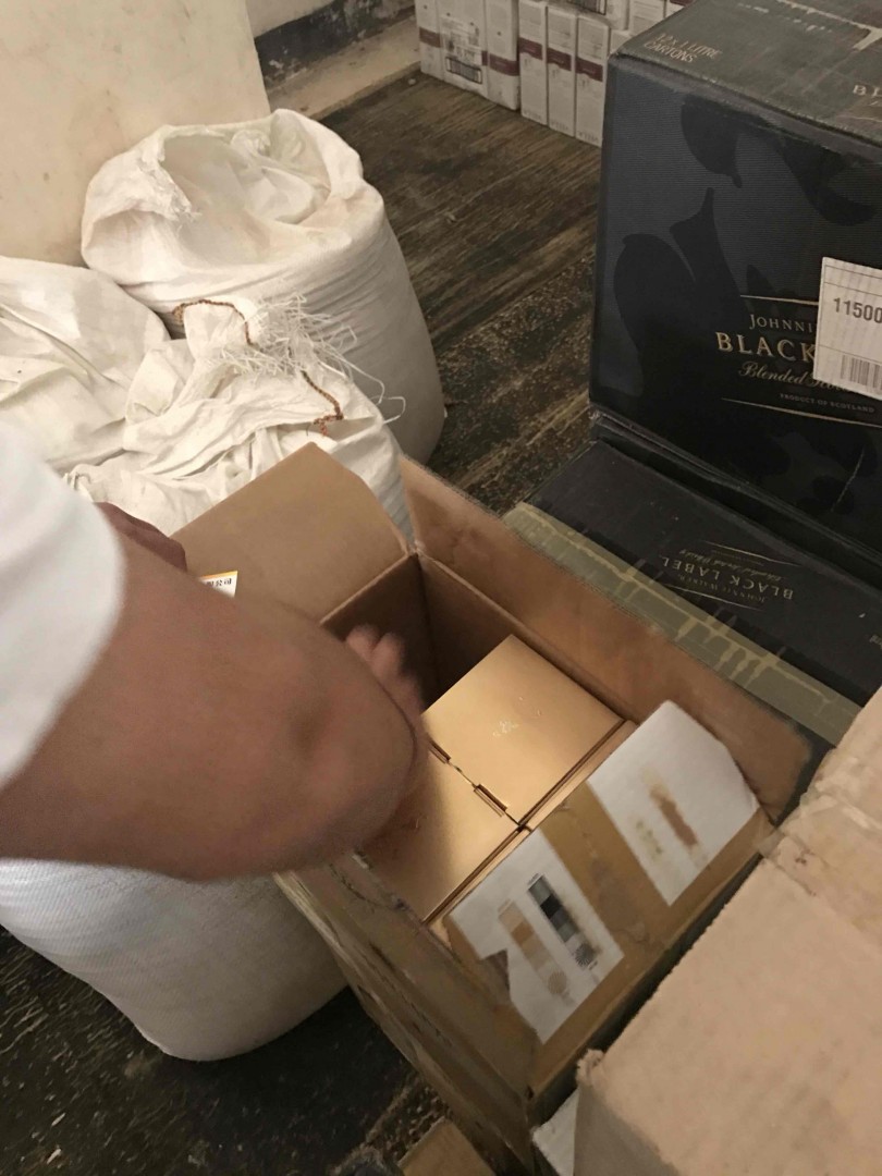 磨憨口岸的走私小店