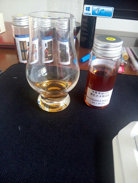 泥煤小清新：Bruichladdich Islay
