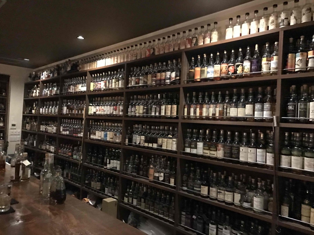 昨夜小酌、扑克牌系列在这里都被喝掉了，不错！