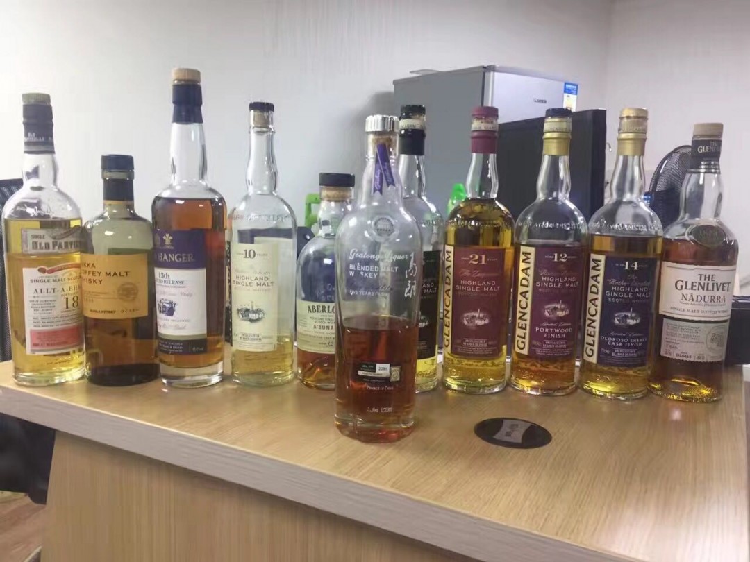 今晚试酒