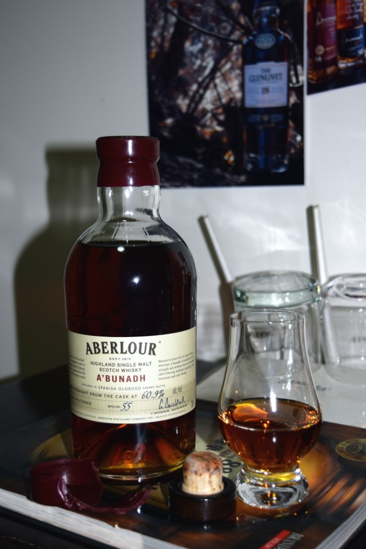 雅伯莱55#桶强酒评一则