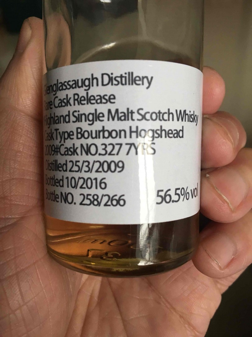 非常高兴收到某小凯赠送的单桶定制的酒。酒非常饱满好喝