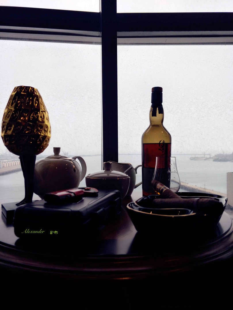 下雨了，气压有点低来点醒脑的