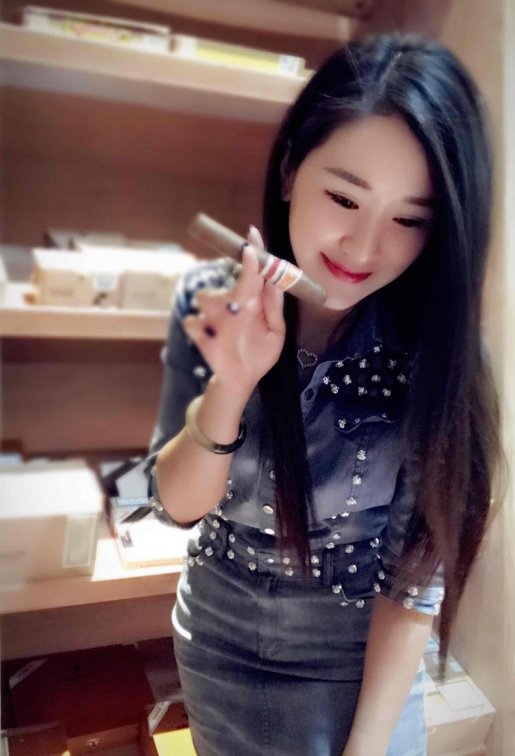 向你们挺近