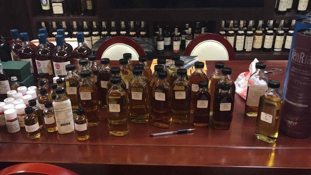 选桶过程是痛苦的 但是遇到这么特别好的酒时痛苦就忘记了