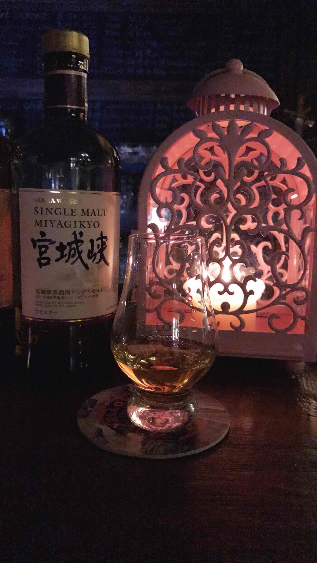 酒是人类最大的敌人，可圣经里说要爱你的敌人。