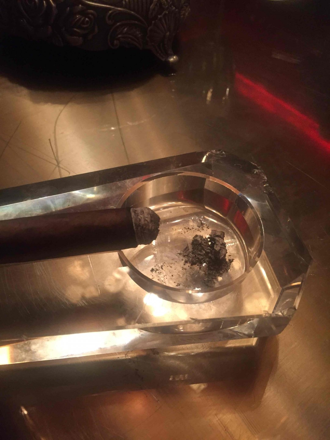 昨晚先搞一瓶，香味十足