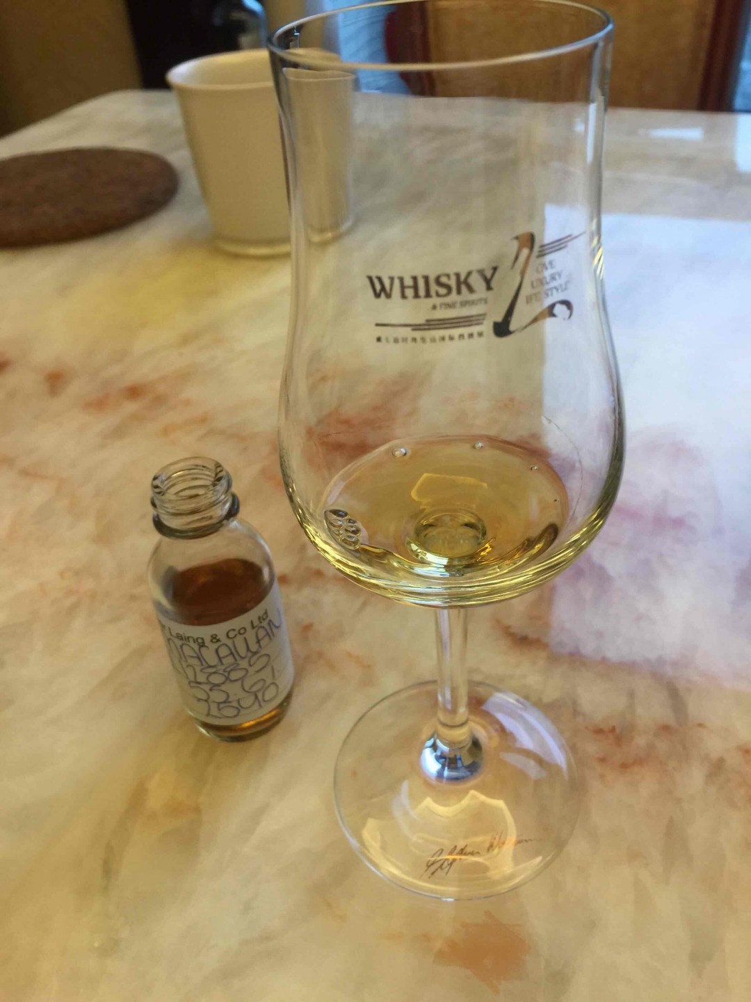 试酒、挑酒的时候是开心的