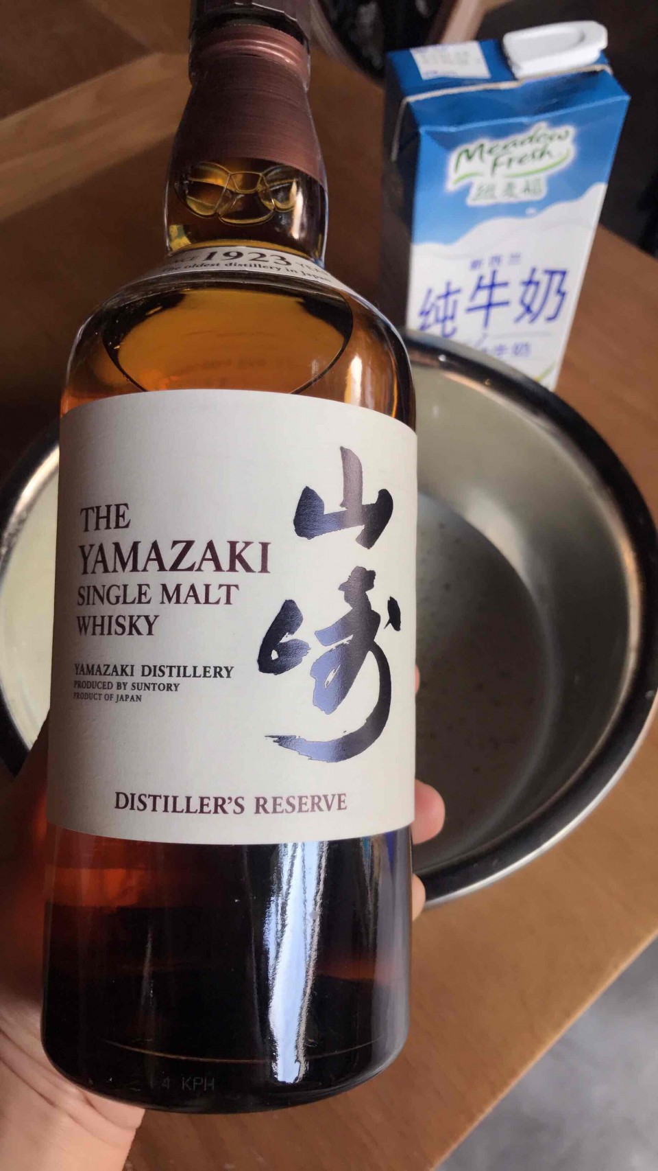 再腌制一块山崎威士忌鹅肝 放了Double 份量… 晚上偷吃一块～