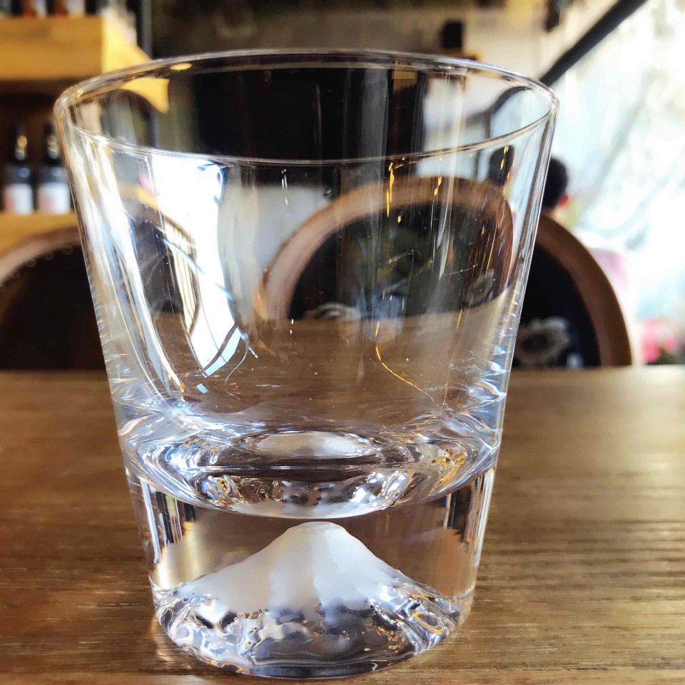 新买了一个日本富士山杯… 开心