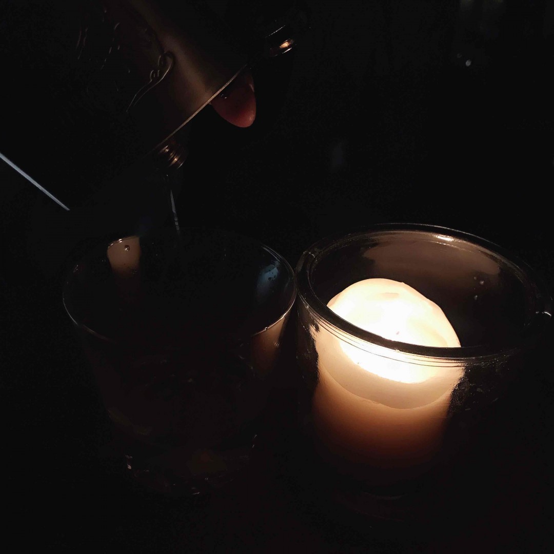 一天一口whisky …