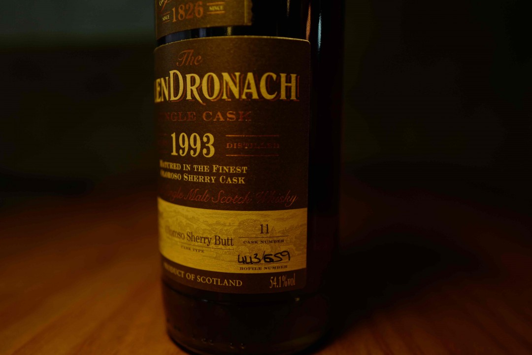 庆幸生于1993。