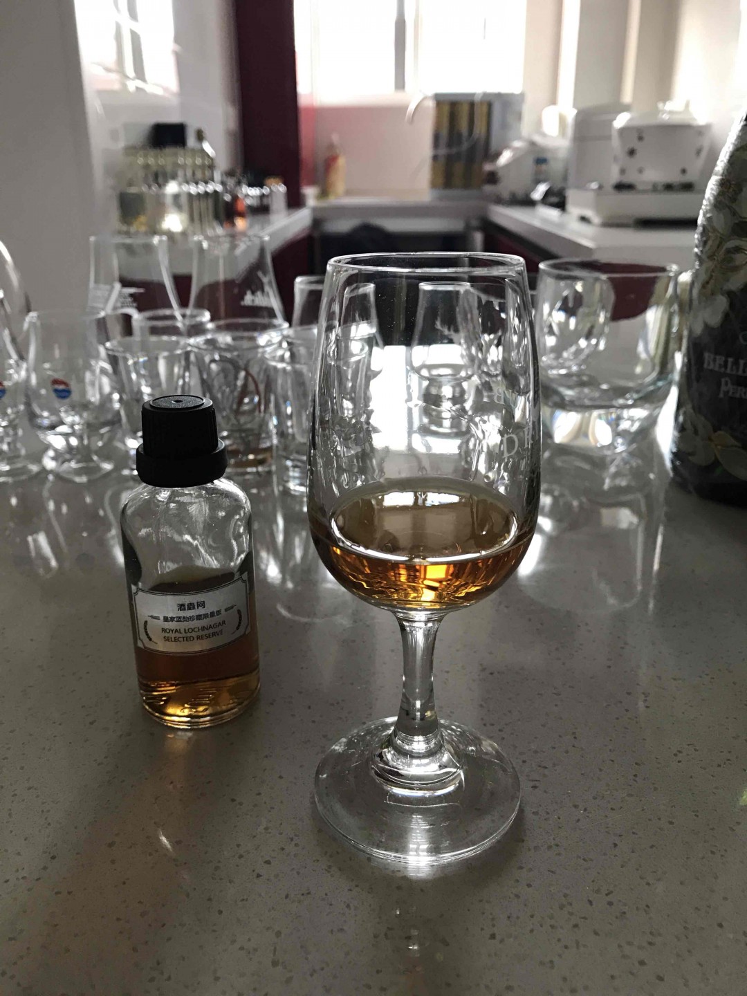 皇家蓝勋酒评