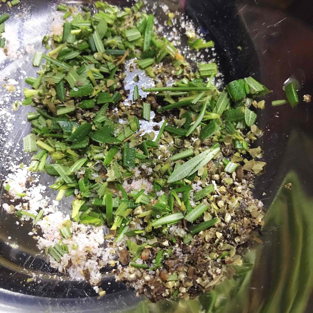 一只苏格兰威士忌鸭子