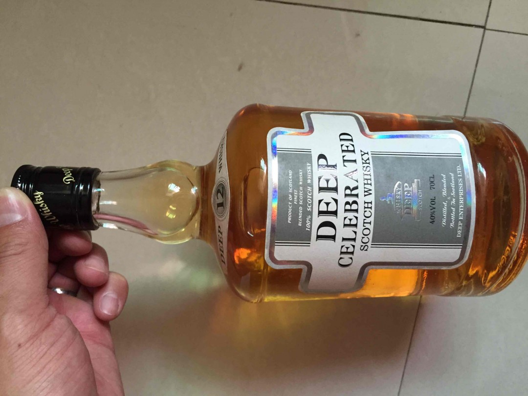 请教各位大神，有认识这款酒的吗？