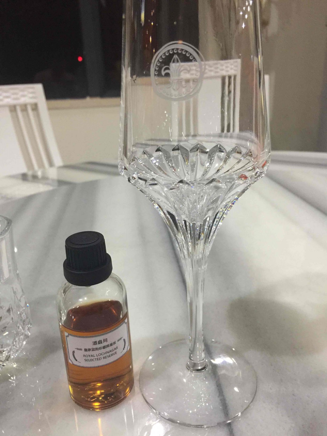 交作业，刚好赶上 皇家蓝勋珍藏限量版