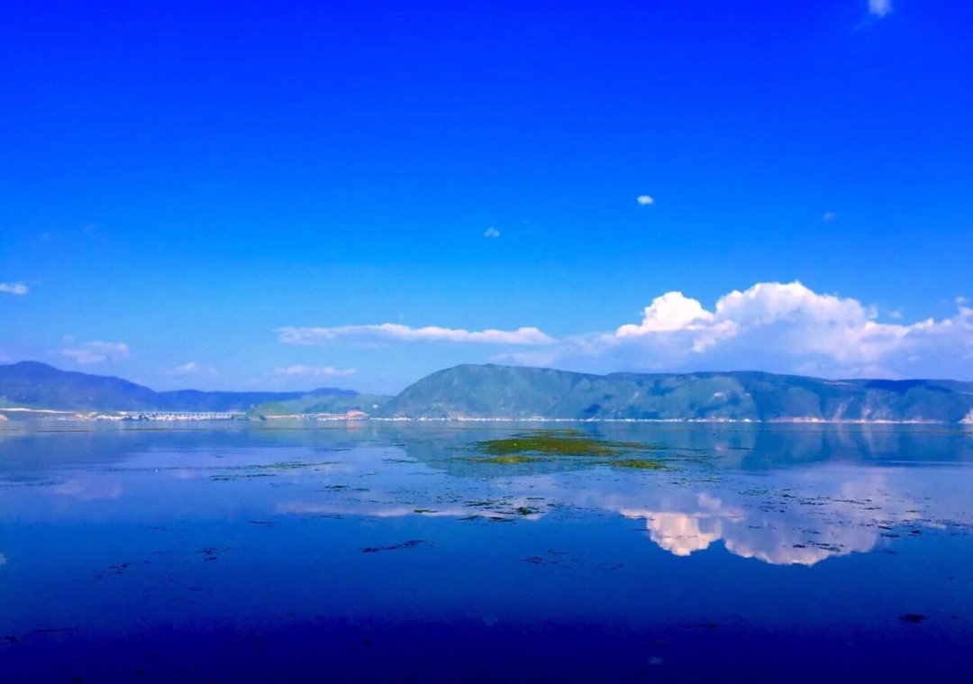 远方有诗，更有蓝蓝的天空…