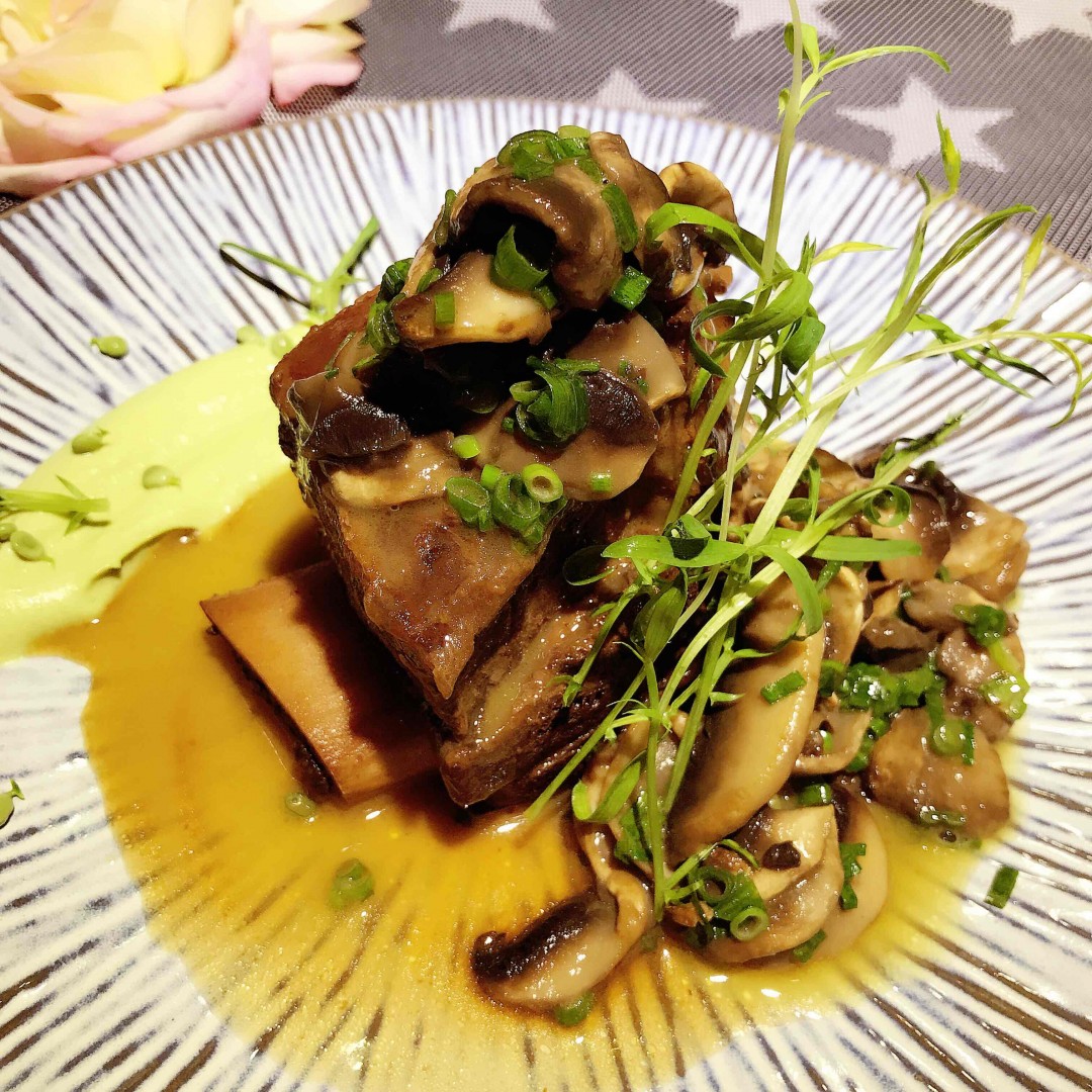 有酒，有肉…
