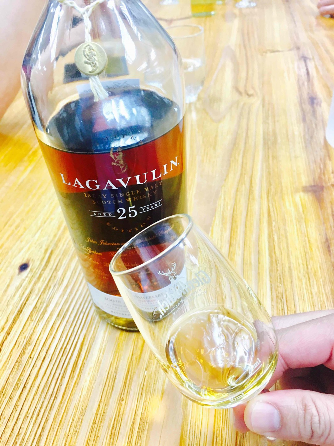 全球限8000瓶的1816~2016 Lagavulin 25y' 51.7% 200週年紀念版