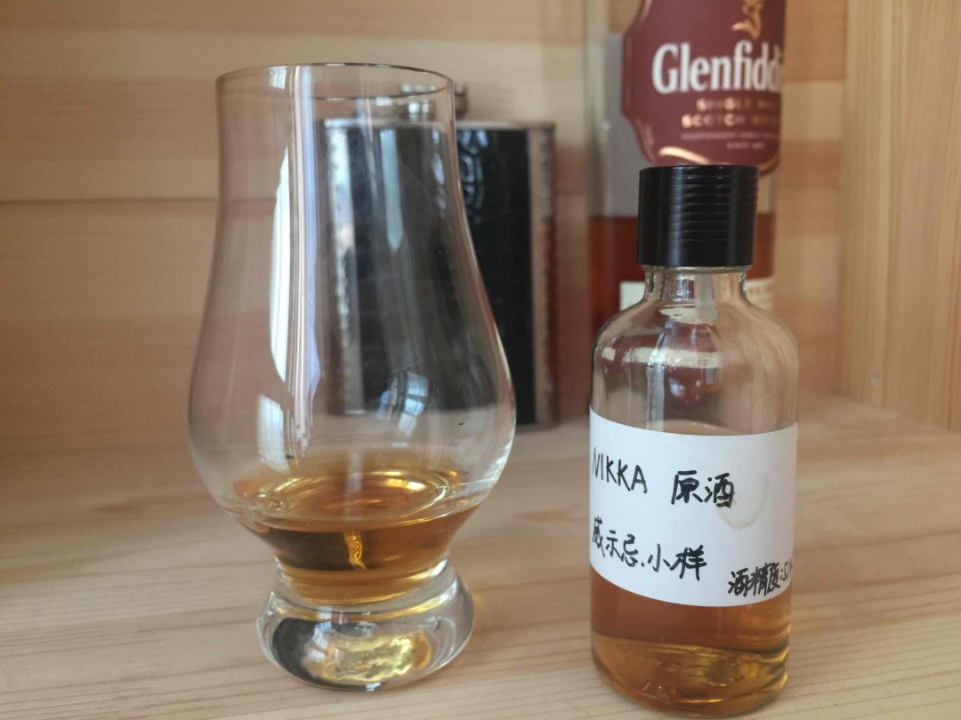 喝的第一款日威 还是桶强 辛辣 香气浓郁 还有一丝烟熏 味道不错！