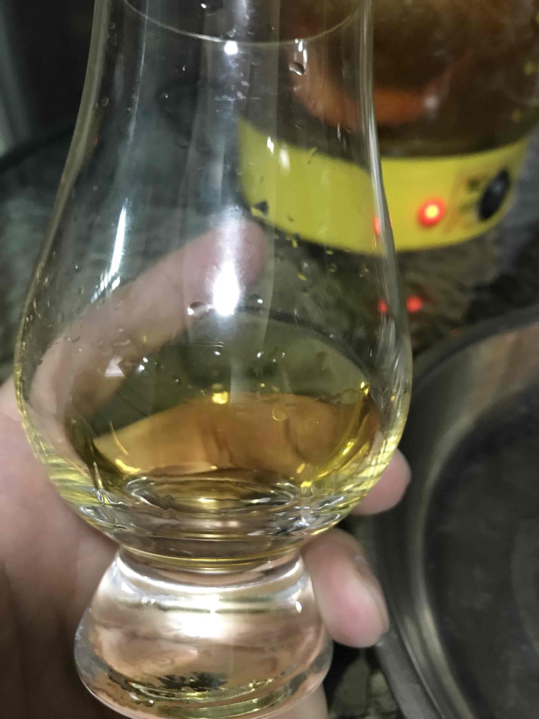 单一威士忌班尼富 10年 早点吃宵夜＋辣椒 对身体好[憨笑]