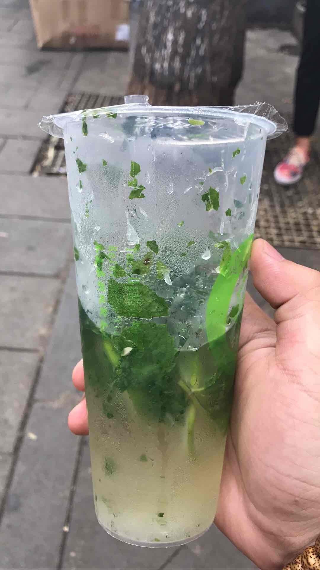 新到的玩具，南锣鼓巷的莫吉托
