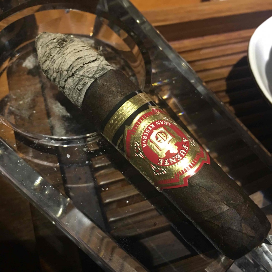 今天不贪杯.胃不舒服.