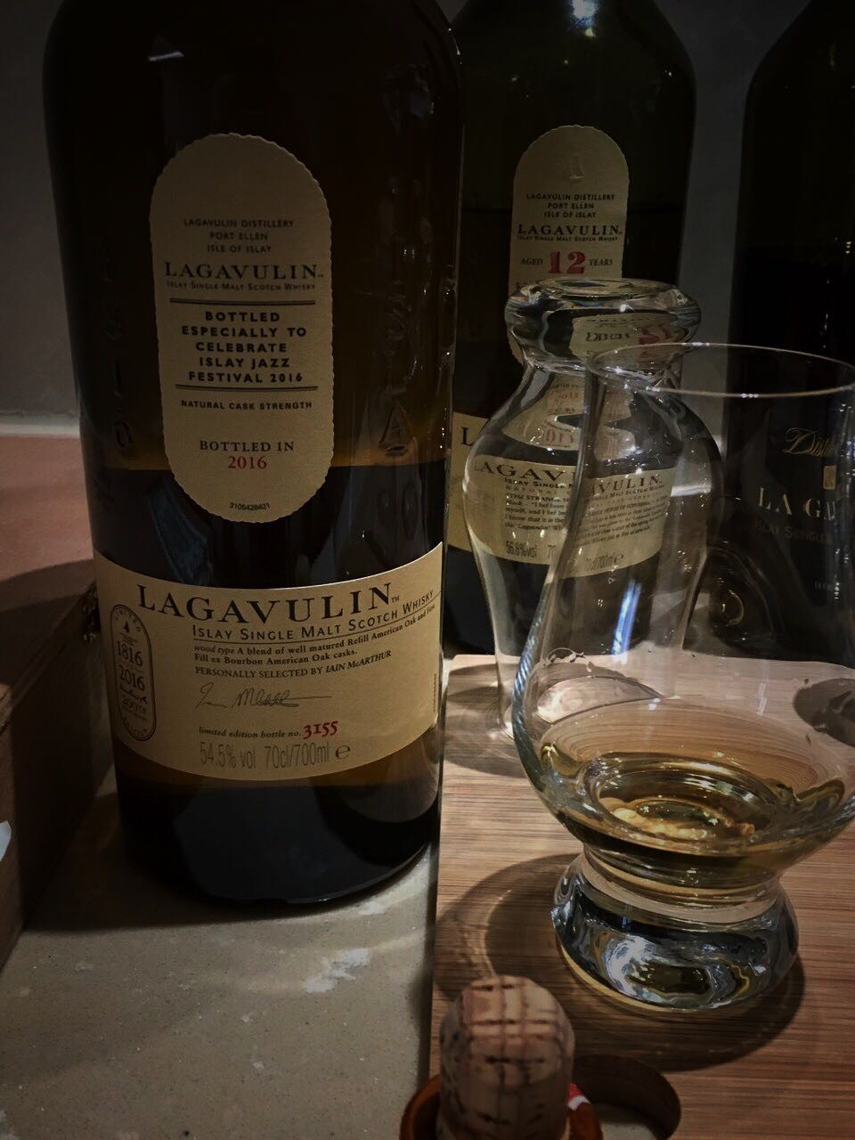 酒的功效从来都不是活血祛瘀，而是解闷舒愁！