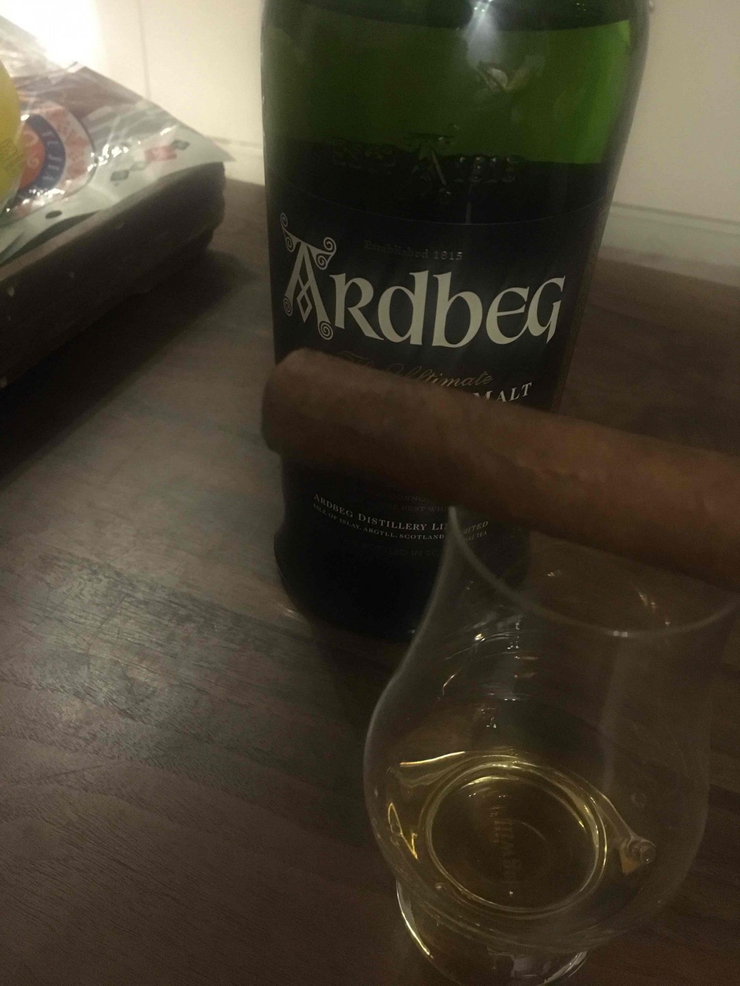 深夜，开一杯威士忌，思考一下
