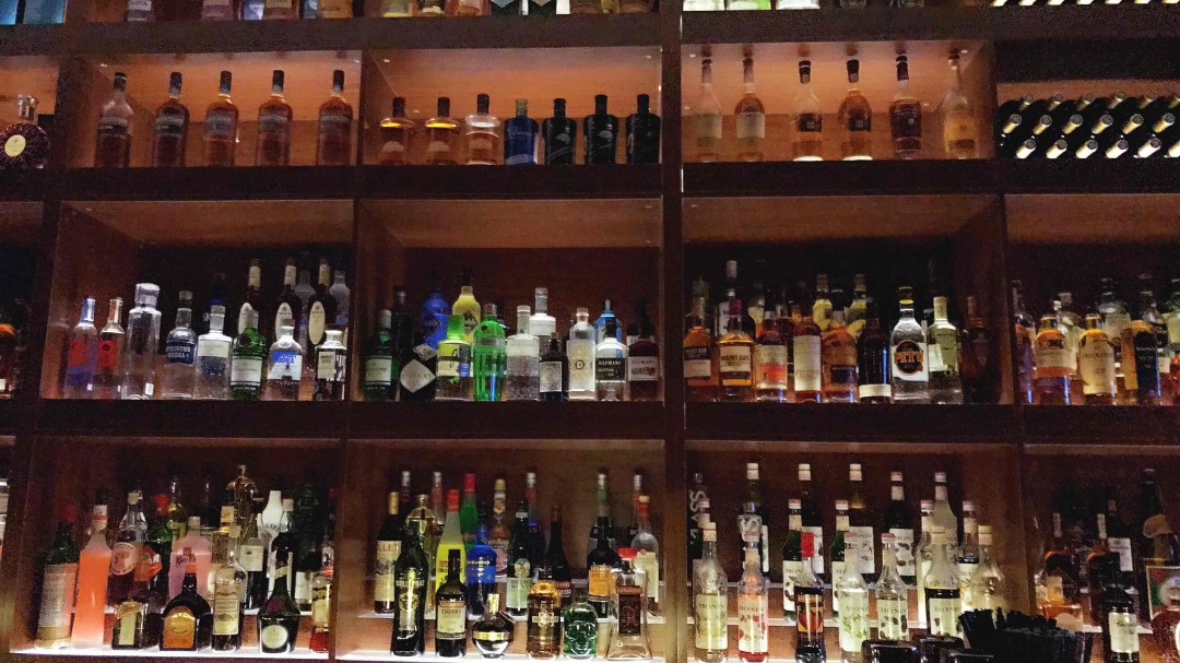 成都成都，约一个小酒馆…