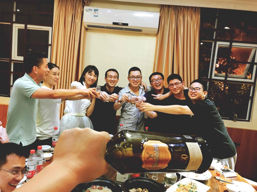 30年就是拿来干杯的，其他才是拿来品的