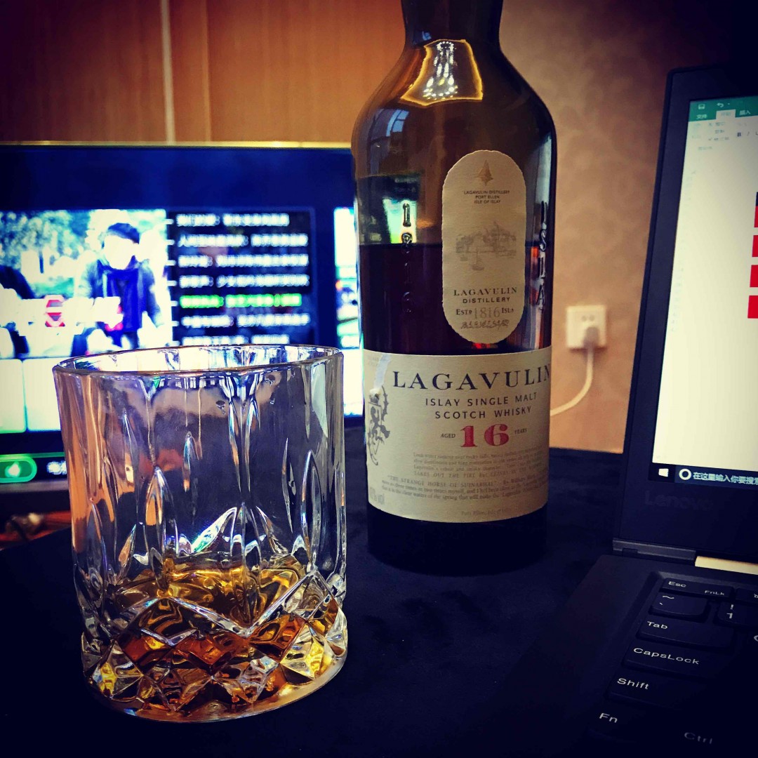 柒·加班和lagavulin更配