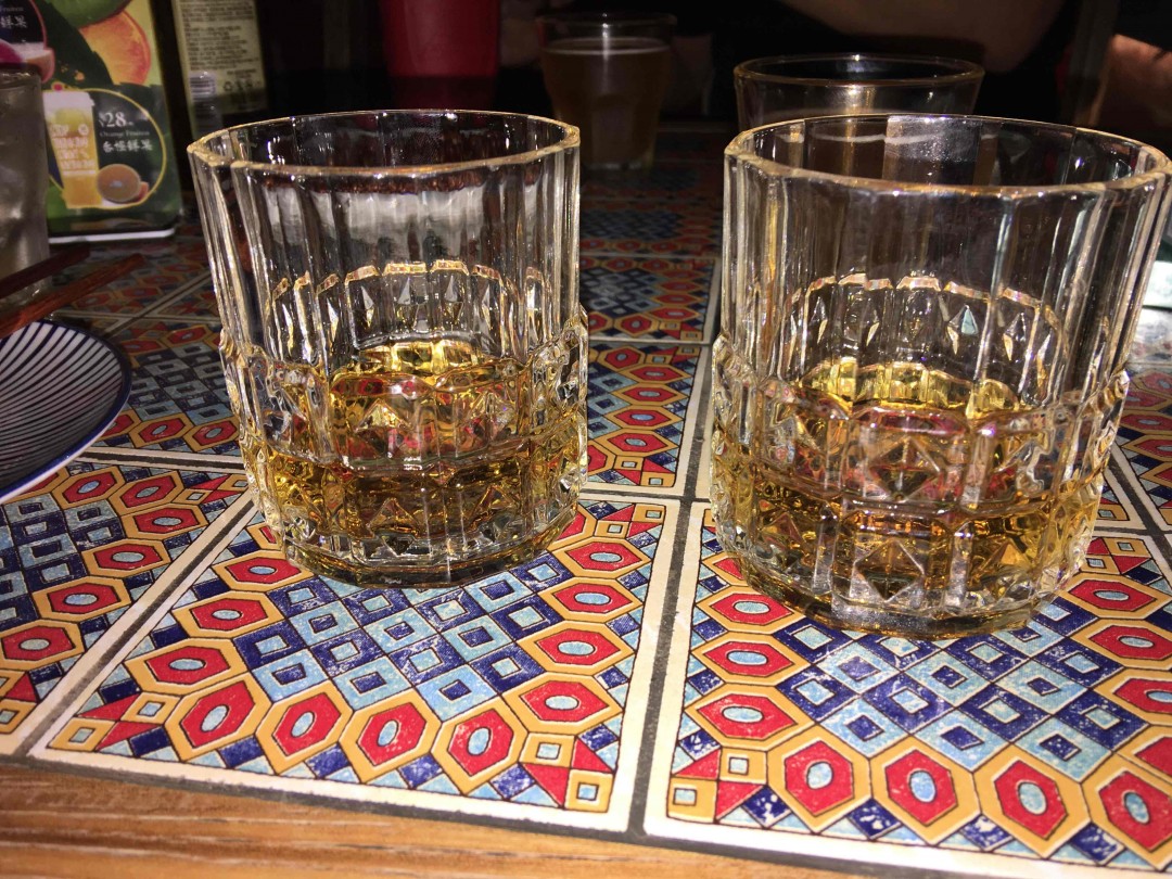 一个普通餐厅竟然也有卖威士忌，第一次外面点杯。