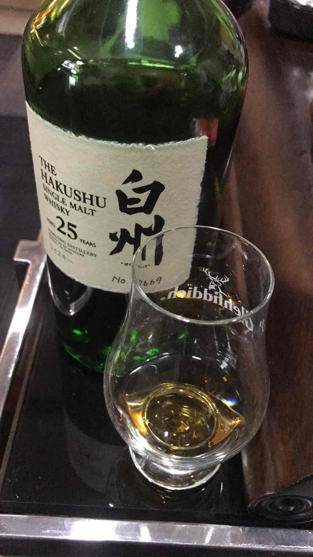 昨天和今天分别喝了18和25年