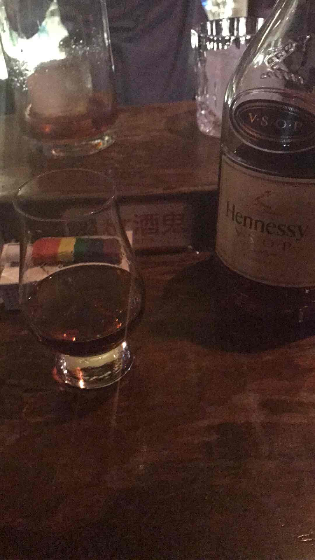 人间有冷暖，爵士有春秋。