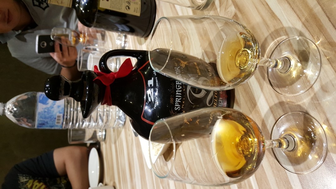品味老酒～老雲頂40＆21，近來很夯～多納25年Kingsman