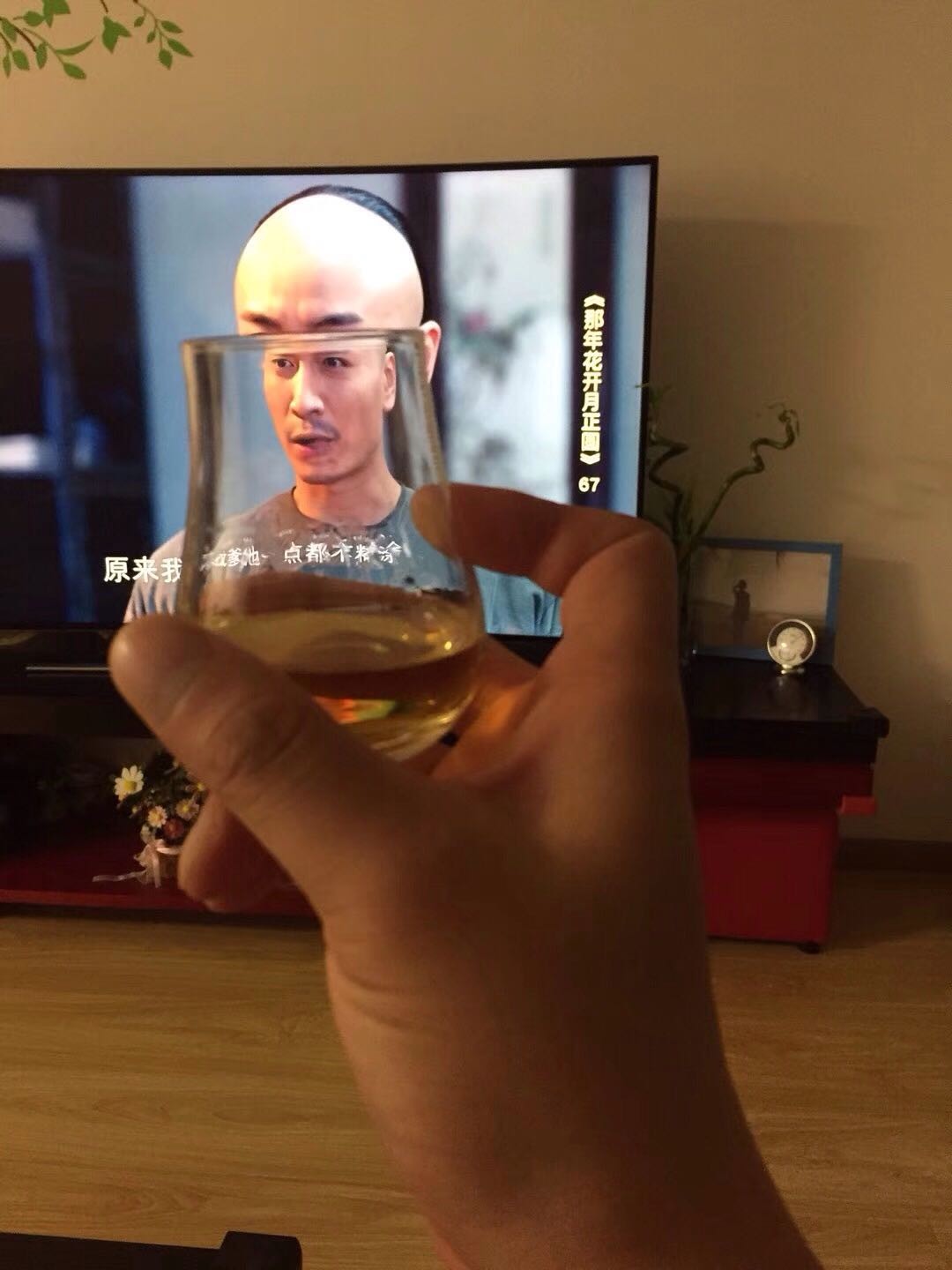 祝大家中秋开心一乐