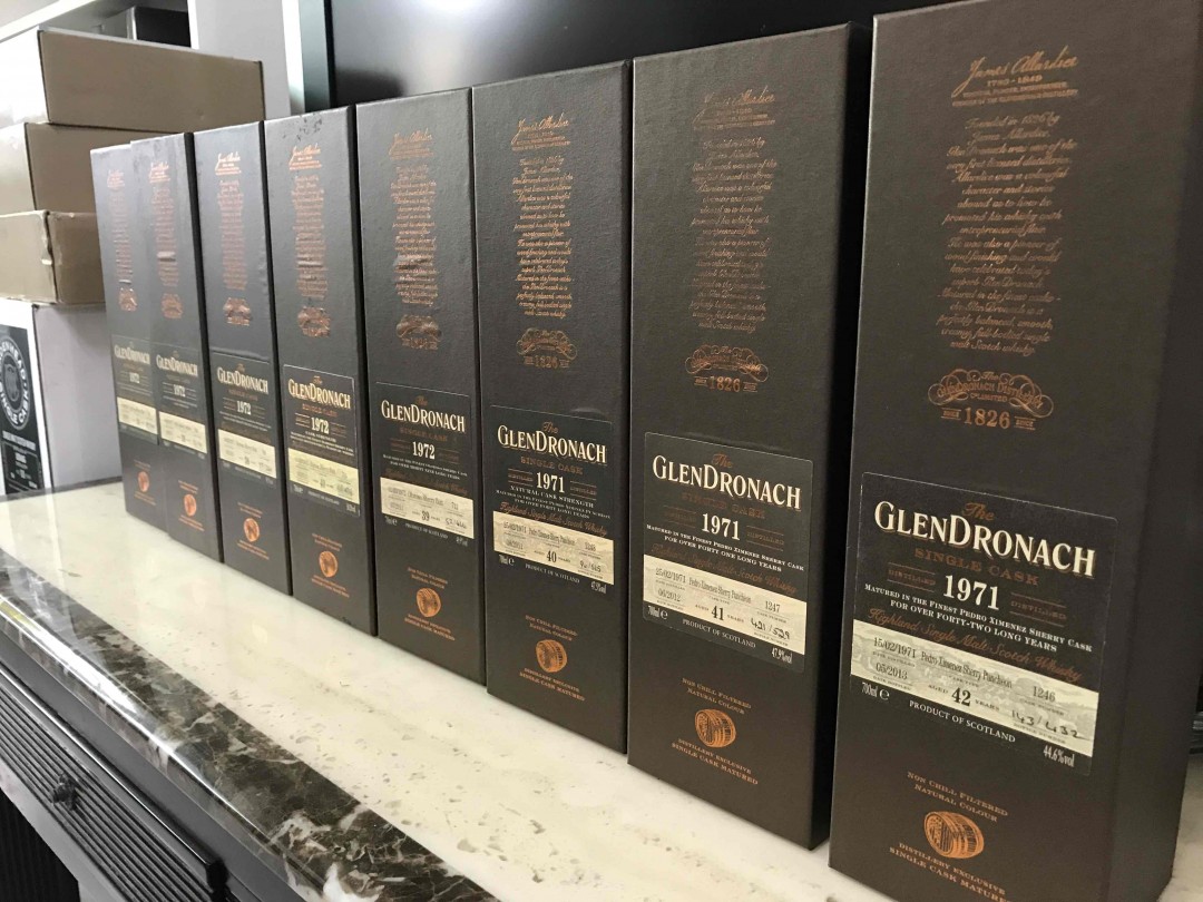 1971-1972，多纳的黄金年代，迷人的百香果。 喝一瓶少一瓶啊。 喝了这么多，多纳还是我的最爱。