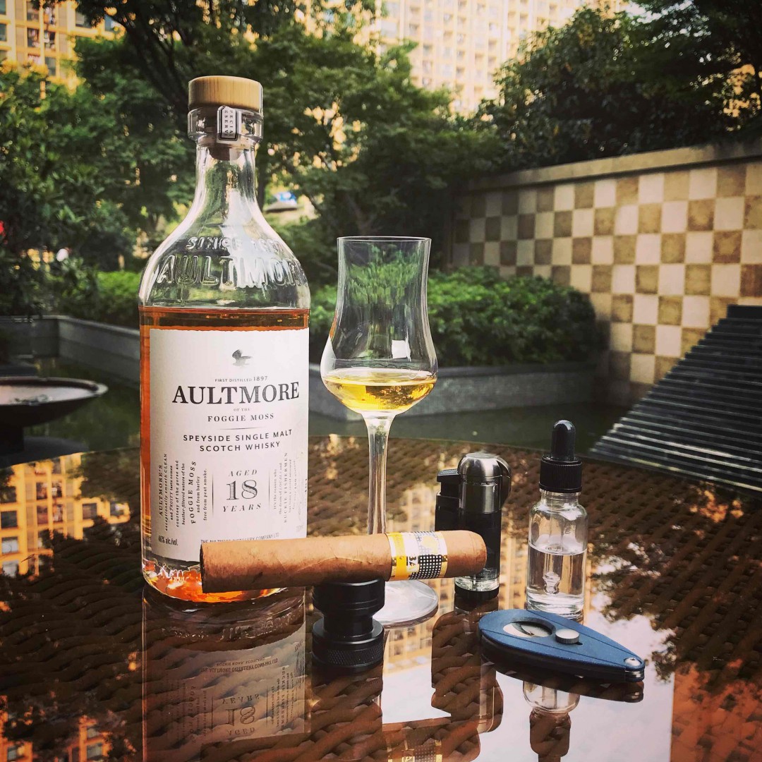 拾陆·Aultmore Y18 & Cohiba Robusto