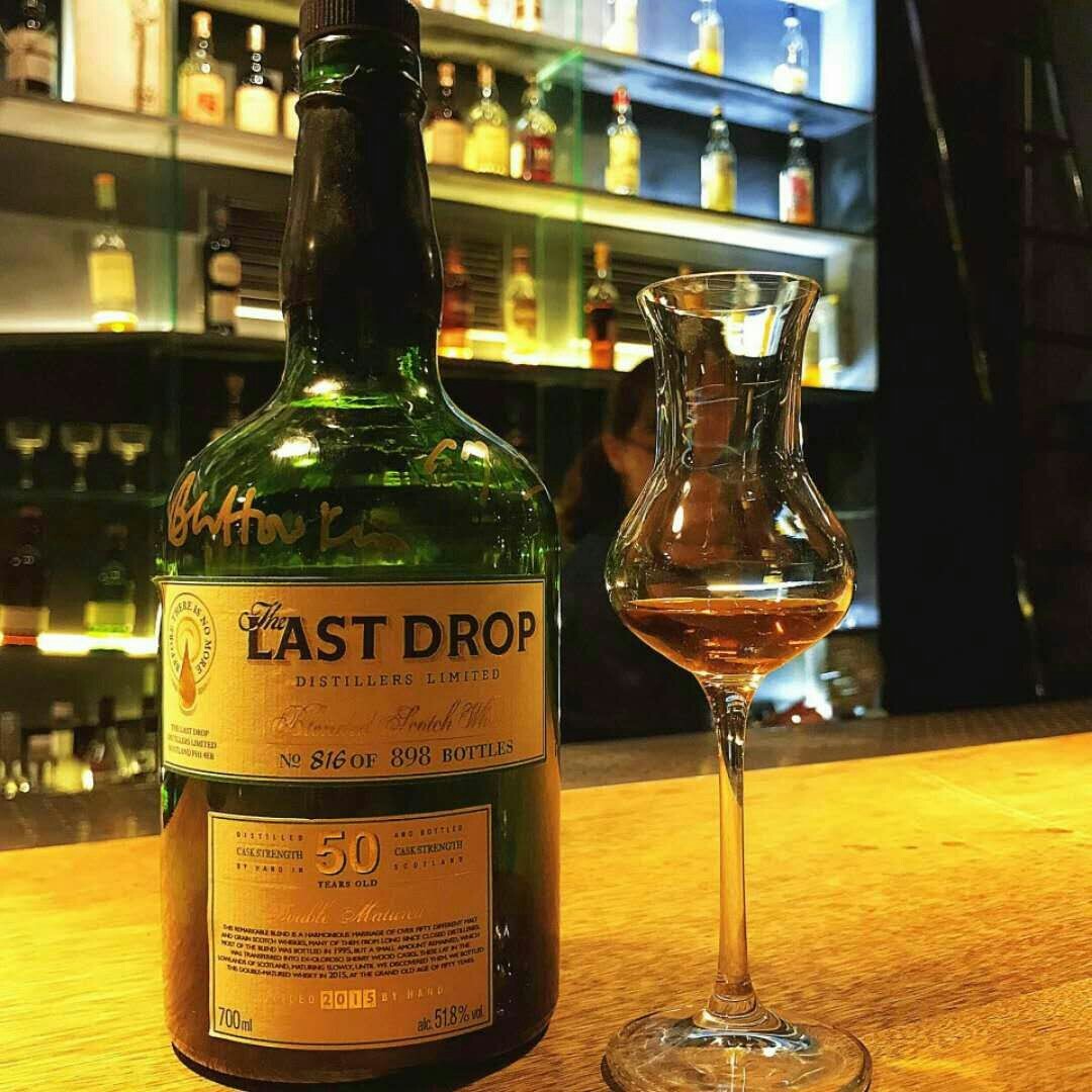大家好，我只是來應個景，给大家介绍一下，这是本店最新Shot。 #Last Drop in the fugue Chengdu