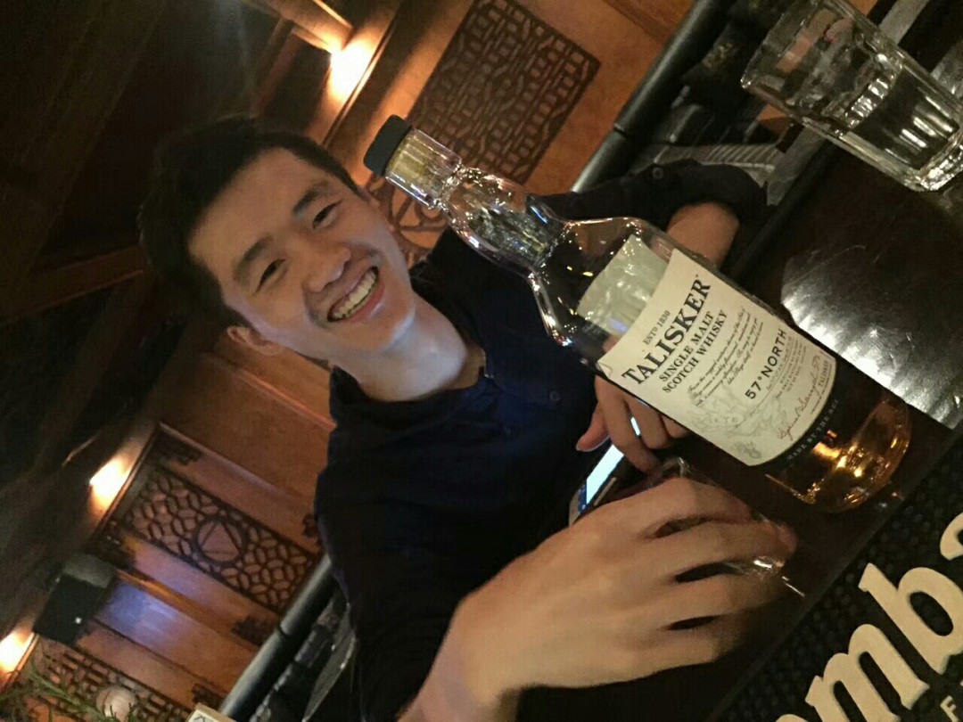 大家好，我只是來應個景，给大家介绍一下，这是本店最新Shot。 #Last Drop in the fugue Chengdu