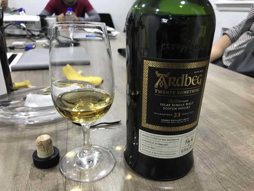 酒评送上